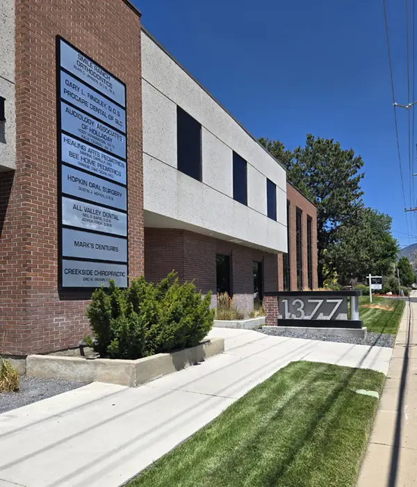 exterior building where Hopkin Oral Surgery is located